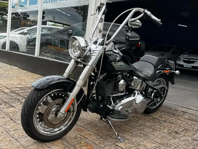 Carro Harley-Davidson Fat Boy FLSTF 2010 Fat Boy FLSTF