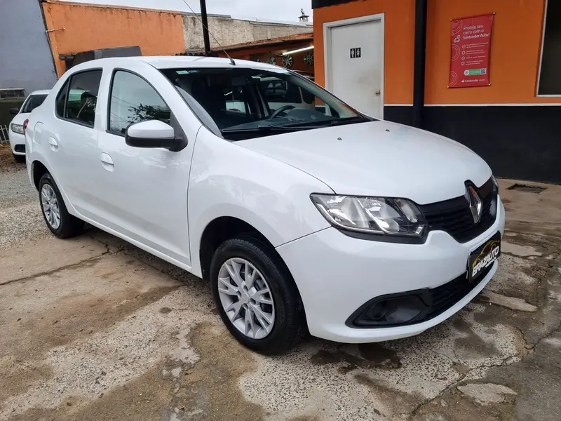 Renault Logan Authentique 1.0 16V (flex)