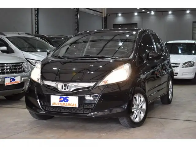 Carro Honda Fit 2013 LX 1.4 (flex)