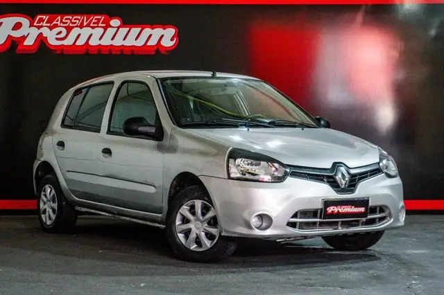Carro Renault Clio 2015 Authentique 1.0 16V (Flex) 4p