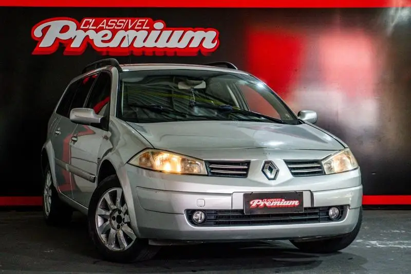 Renault Megane Sedan Mégane Sedan Dynamique 1.6 16V (flex)
