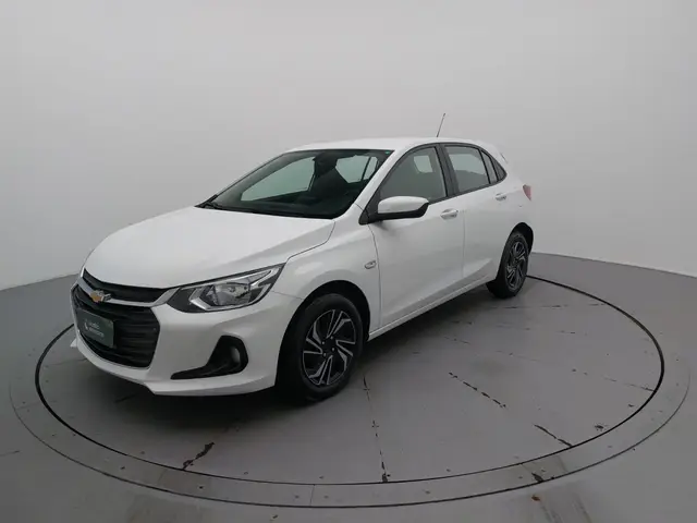 Carro Chevrolet Onix Plus 2024 LT 1.0