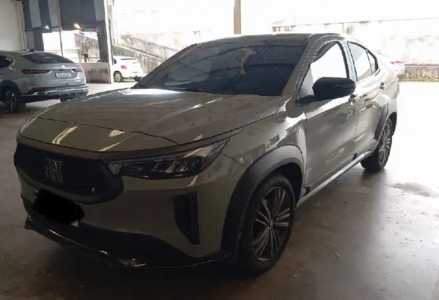 Carro Fiat Fastback 2024 Turbo 200