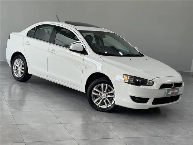 Carro Mitsubishi Lancer 2016 2.0 16V HLE CVT