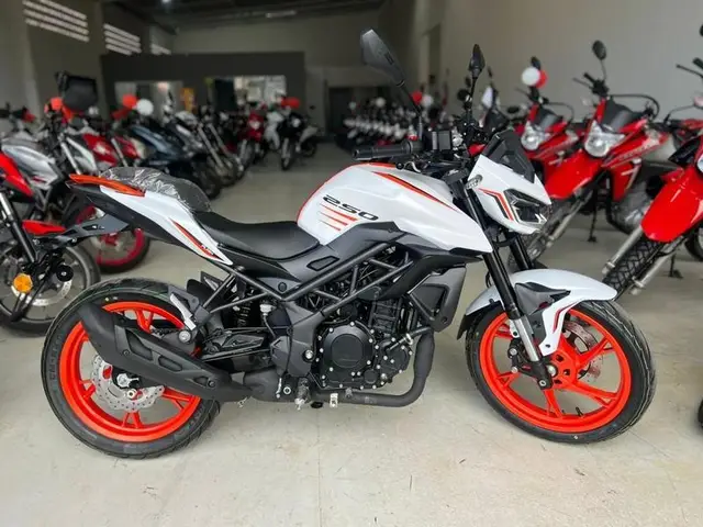 Moto Shineray 250F 2025 250F