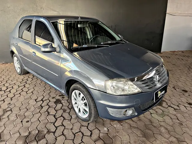 Carro Renault Logan 2011 Authentique 1.0 16V (flex)