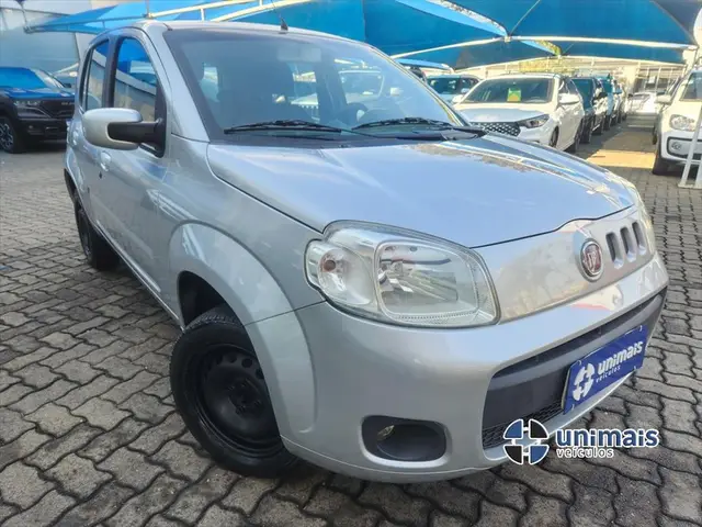 Carro Fiat Uno 2014 Vivace 1.0 8V (Flex) 4p
