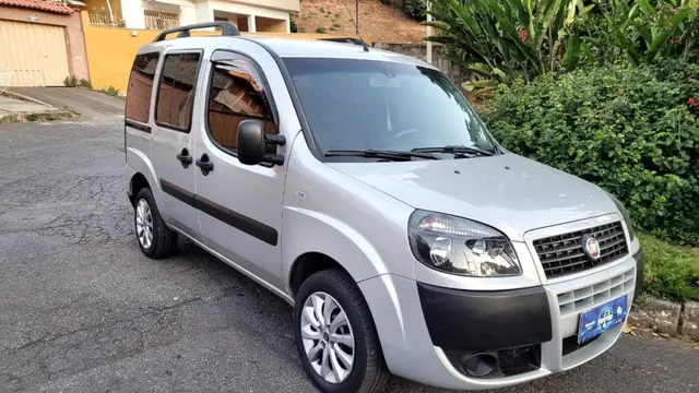 Carro Fiat Doblò 2021 Essence 1.8 16V (Flex)