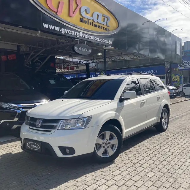 Carro Fiat Freemont 2012 2.4 16V Emotion (Aut)