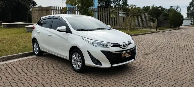 Carro Toyota Yaris 2019 1.3 XL Plus Tech CVT (Flex)