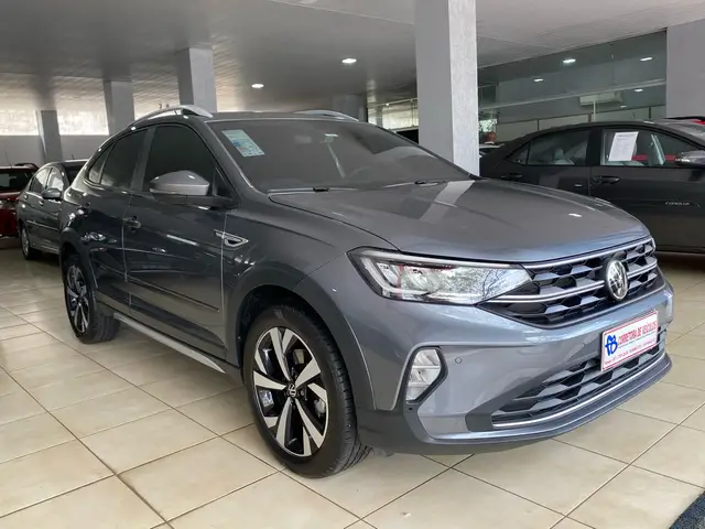 Carro Volkswagen Nivus 2024 Highline 200 TSI