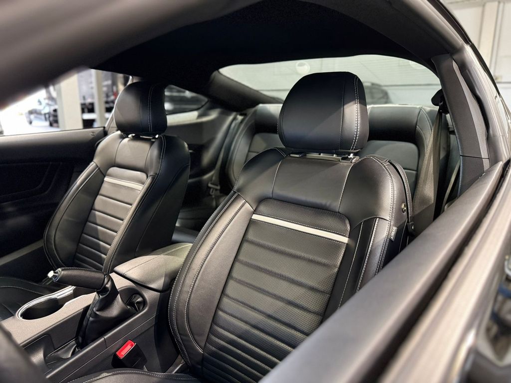 Mustang Mach 1 V8 5.0 (Aut)