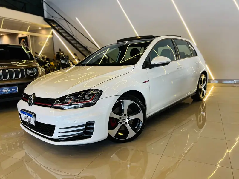 Volkswagen Golf GTI 2.0 TSi DSG