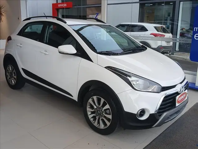 Carro Hyundai HB20X 2017 Style 1.6 (Flex)