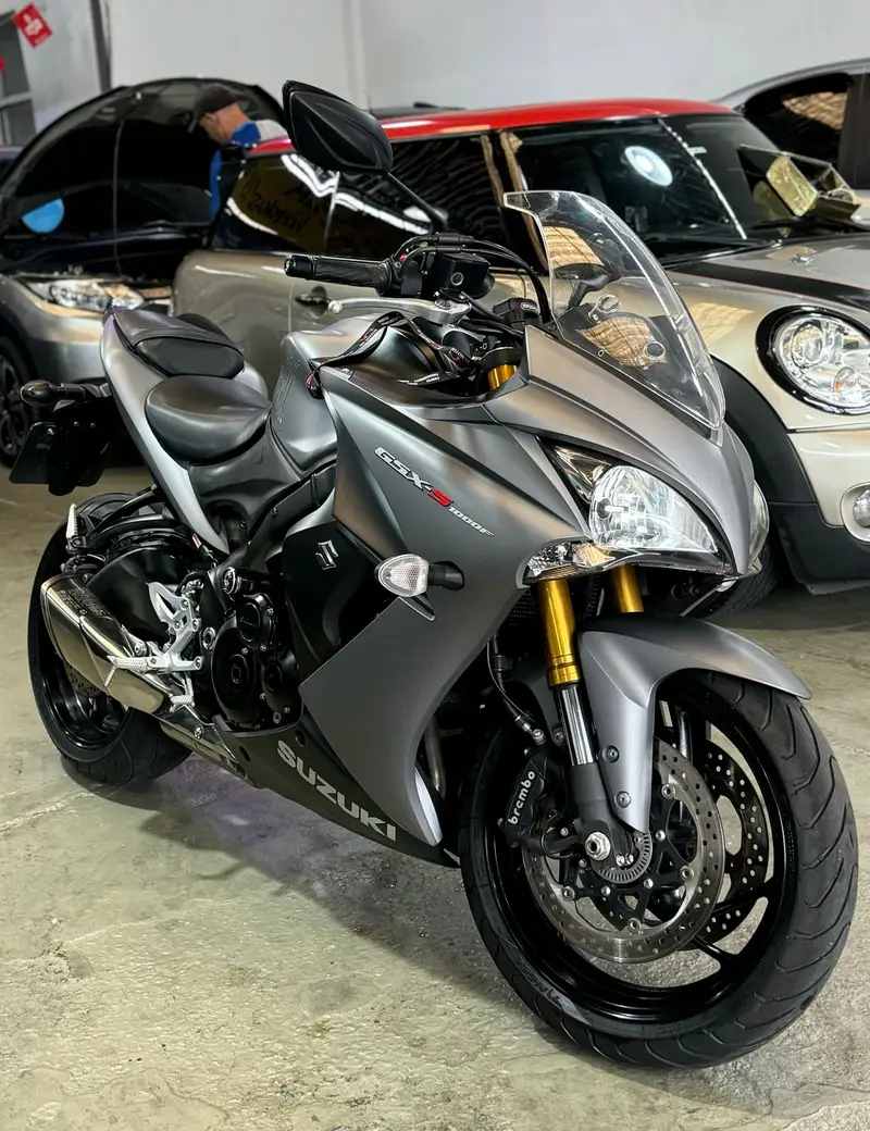 Suzuki GSX S 1000 1000F