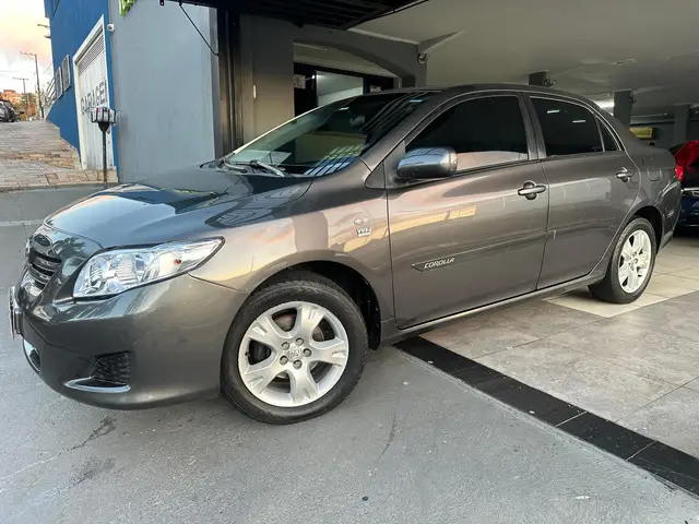 Carro Toyota Corolla 2010 Sedan XLi 1.8 16V (flex) (aut)