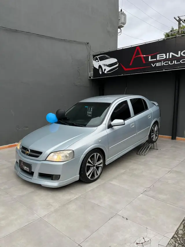 Carro Chevrolet Astra Hatch 2011 Advantage 2.0 (Flex)