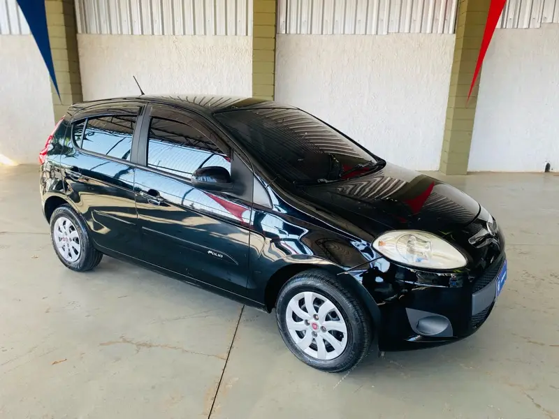 Fiat Palio Attractive 1.4 8V (Flex)