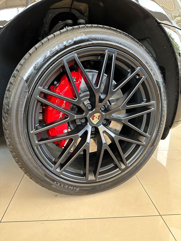 Macan GTS 2.9 Bi-Turbo