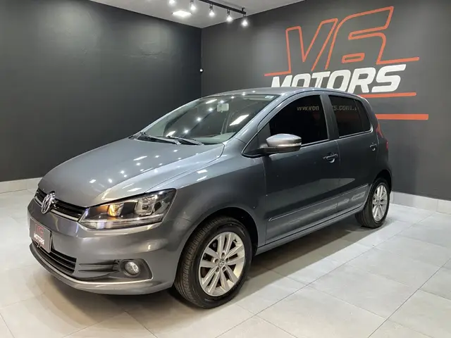 Carro Volkswagen Fox 2019 1.6 MSI Connect I-Motion (Flex)