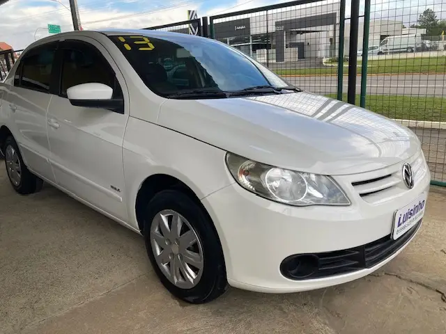 Carro Volkswagen Voyage 2013 (G6) 1.0 TEC Total Flex