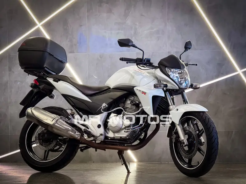 Honda CB 300R Standard