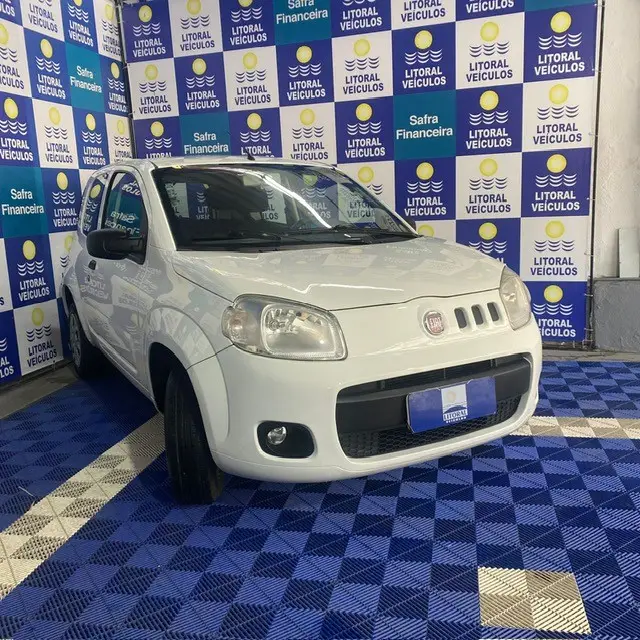 Fiat Uno Vivace 1.0 8V (Flex) 2p