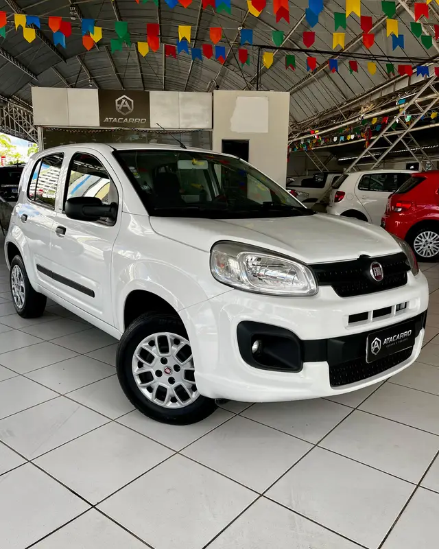 Carro Fiat Uno 2017 Attractive 1.0 (Flex) 4p