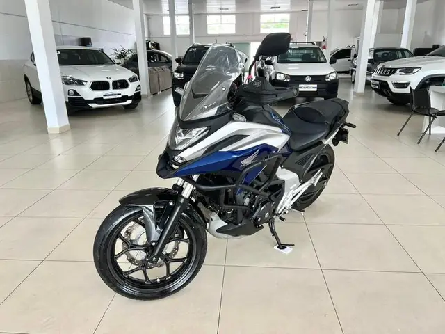 Carro Honda NC 750X 2023 ABS