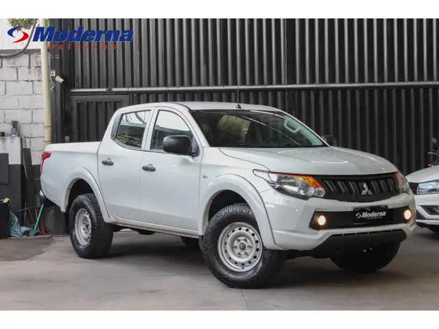Carro Mitsubishi L200 Triton Sport 2023 GLS 2.4