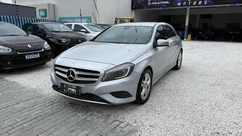 Mercedes-Benz GLA 200 GLA 200 1.6 Advance