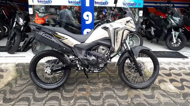 Carro Honda XRE Sahara 300 2024 Adventure