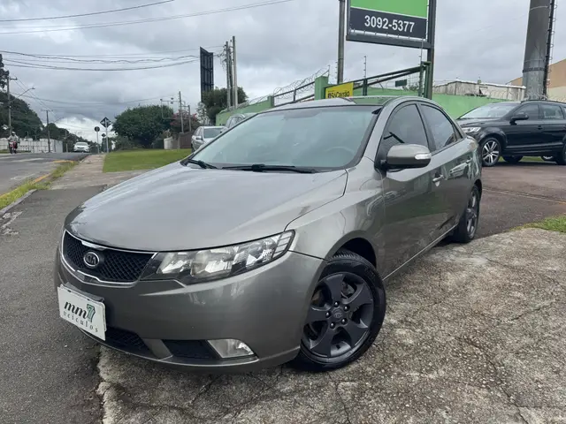 Carro Kia Cerato 2011 EX 1.6 16V ABS