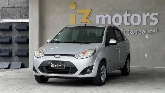 Carro Ford Fiesta Sedan 2011 1.0 (Flex)
