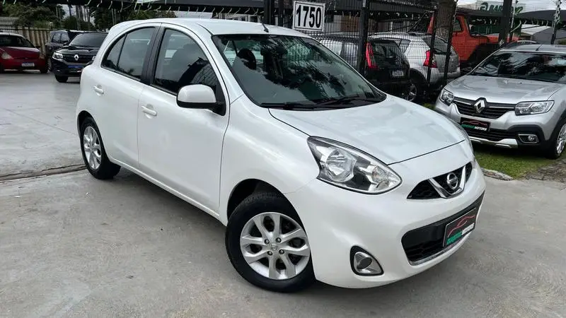 Nissan March 1.6 16V S (Flex)