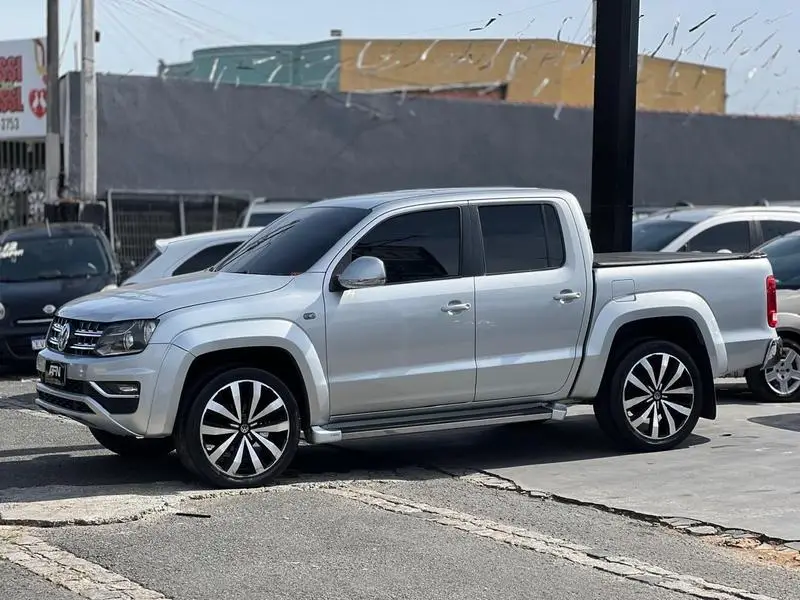Volkswagen Amarok 2.0 CD 4x4 TDi Highline (Aut)