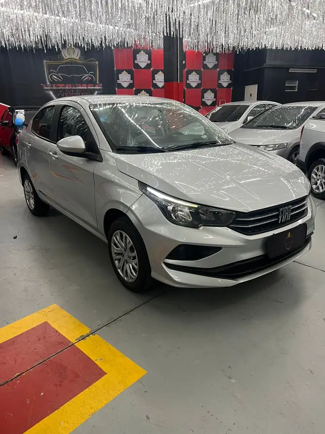 Carro Fiat Cronos 2024 Drive 1.0