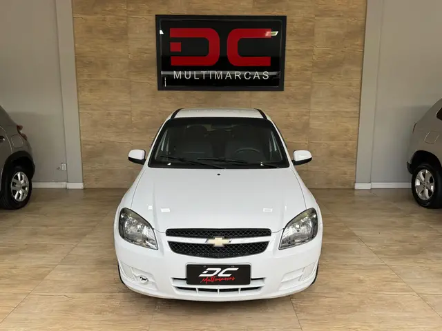 Carro Chevrolet Celta 2013 LT 1.0 (Flex)