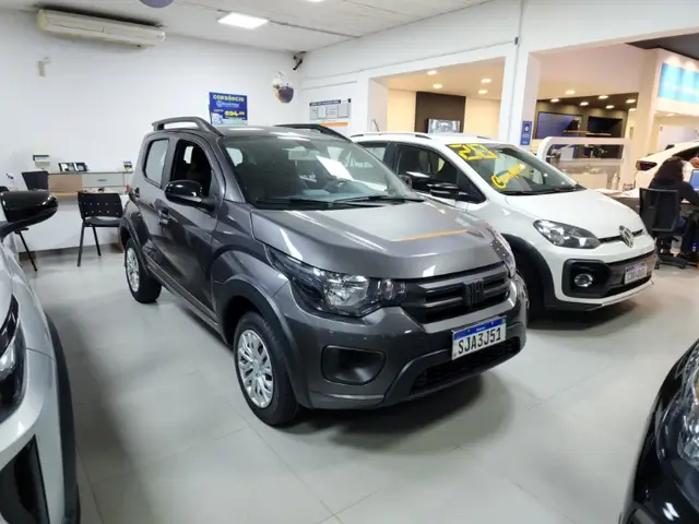 Carro Fiat Mobi 2024 Trekking 1.0