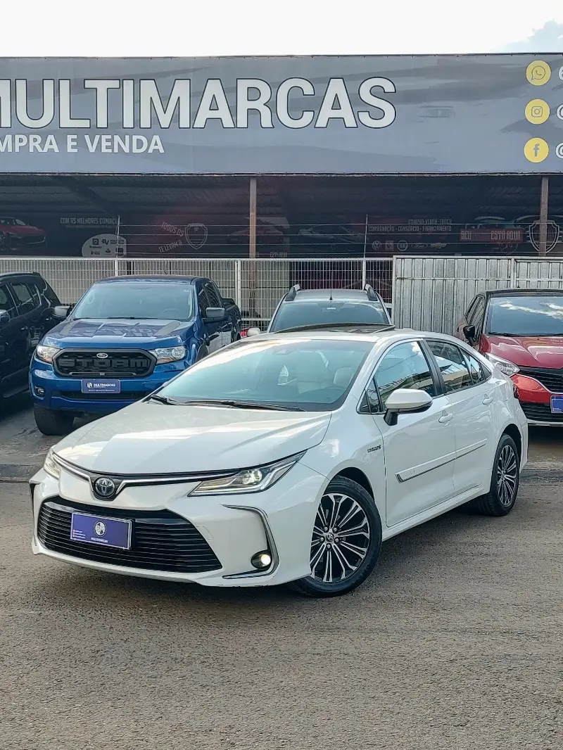 Toyota Corolla Altis Premium Hybrid 1.8