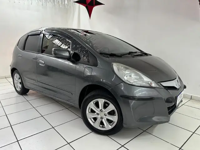 Carro Honda Fit 2014 LX 1.4 (flex)