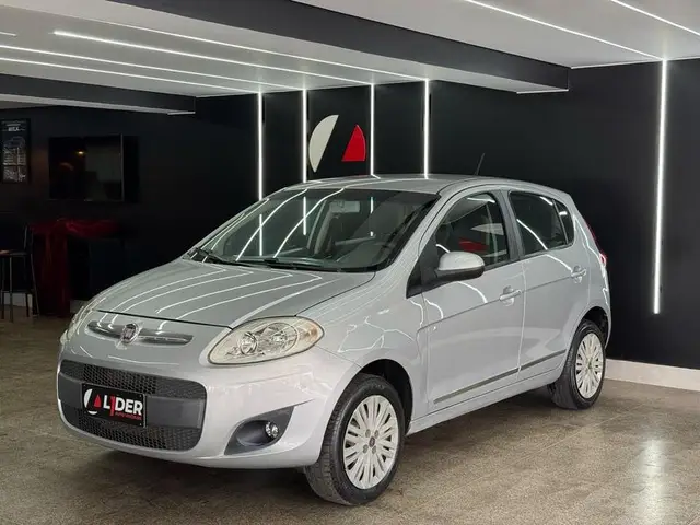 Carro Fiat Palio 2013 Essence 1.6 16V (Flex)
