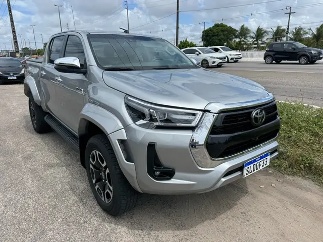 Carro Toyota Hilux Cabine Dupla 2024 SRX 4x4 2.8 Diesel