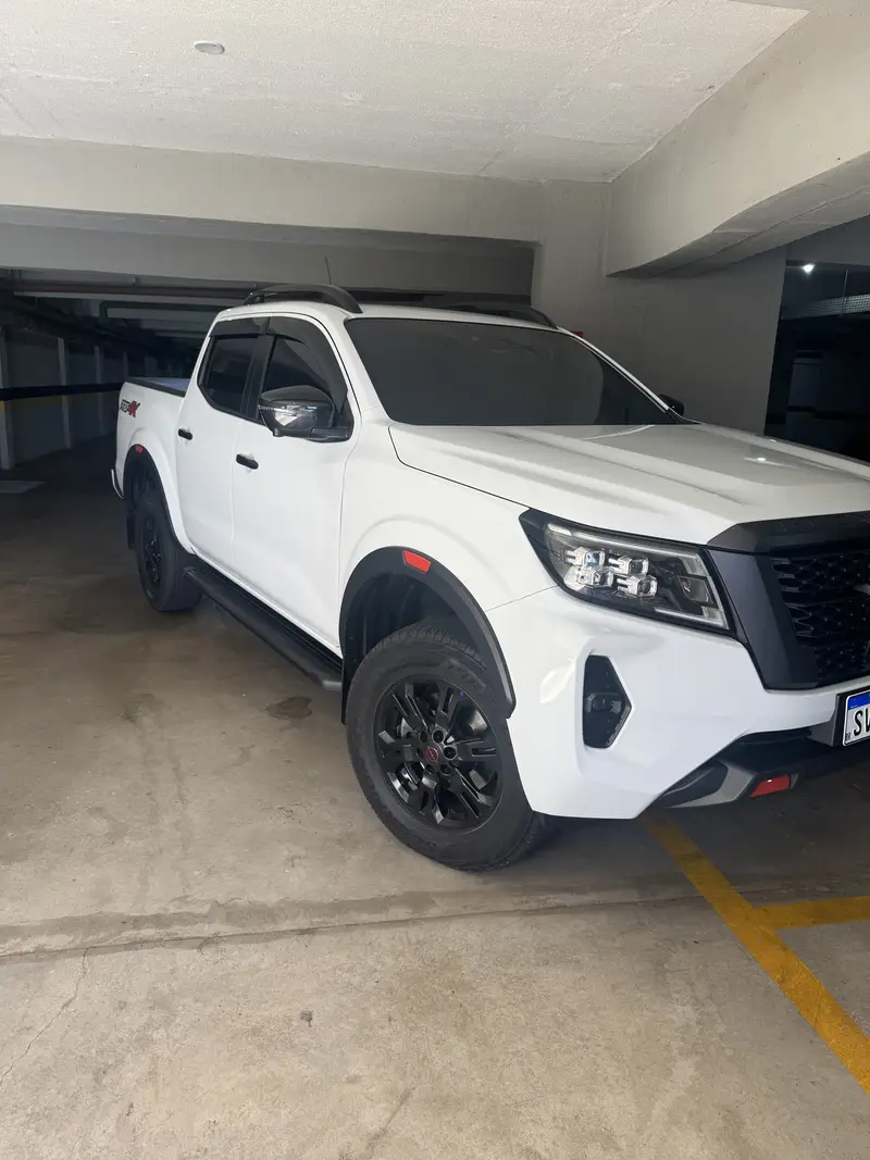 Nissan Frontier Pro-4X 2.3 Turbo 4x4