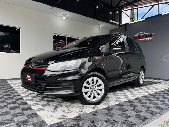 Carro Volkswagen SpaceFox 2018 1.6 MSI Trendline (Flex)