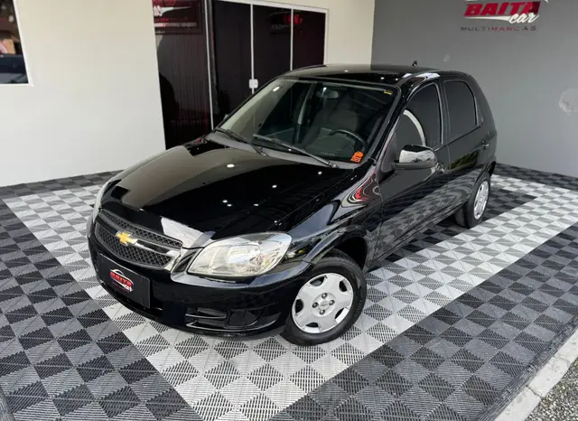 Carro Chevrolet Celta 2013 LT 1.0 (Flex)