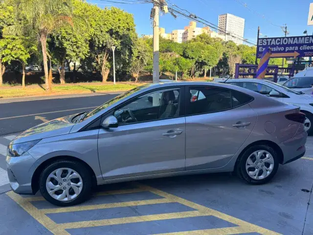 Hyundai HB20S Comfort Plus 1.0