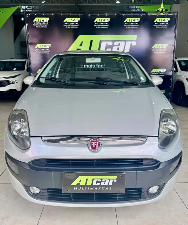 Carro Fiat Punto 2014 Attractive 1.4 (Flex)