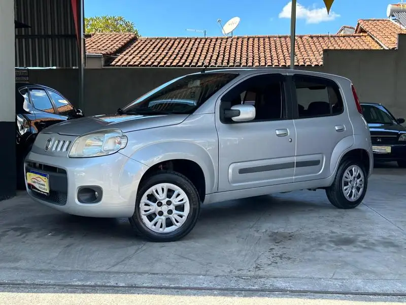 Fiat Uno ECONOMY Celeb. 1.4 EVO F. Flex 8V 4p