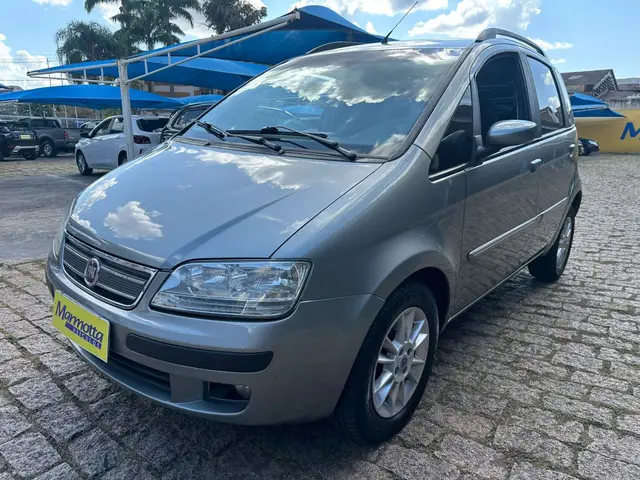 Carro Fiat Idea 2010 ELX 1.4 (Flex)